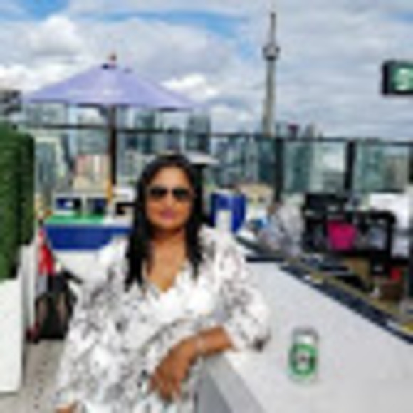 Meet your Posher, Amrita - Picture 1 of 1